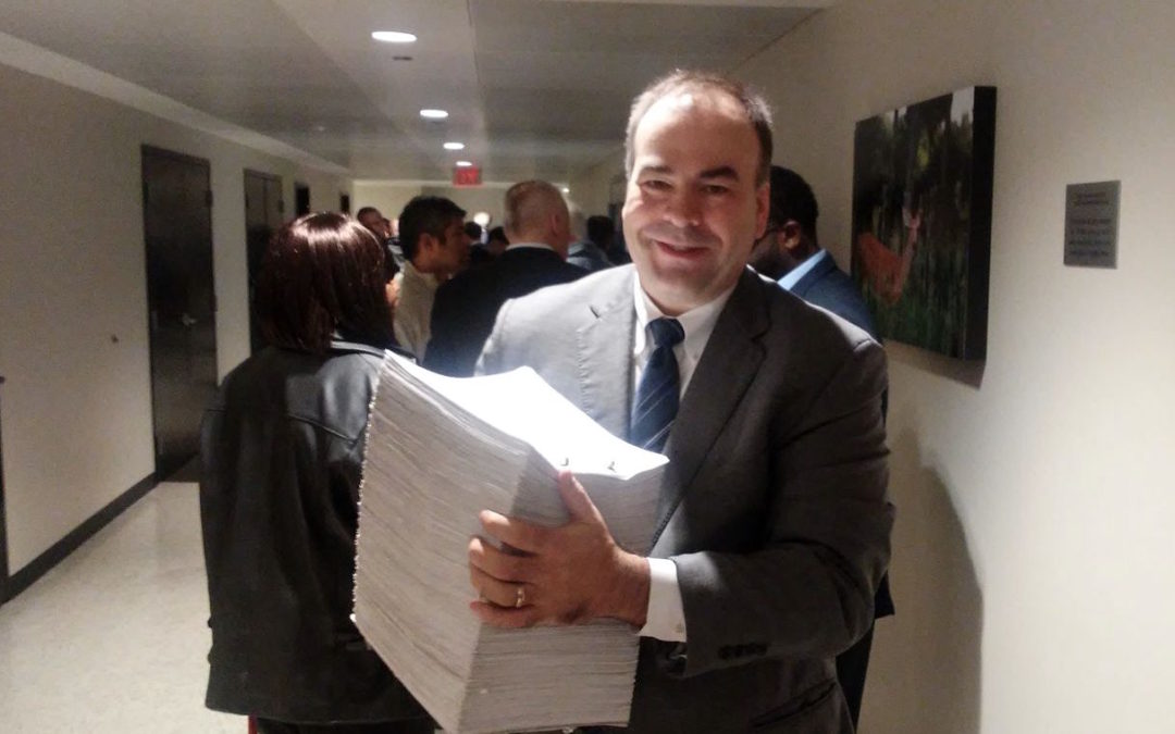 Cook County Assessor Candidate Fritz Kaegi Delivers more than 22,000 Signatures on the First Day of Petition Submissions